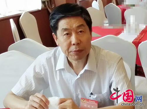 刘建平:高质量教师队伍建设对中西部人才培养尤为重要 刘建平:高质量教师队伍建设对中西部人才培养尤为重要